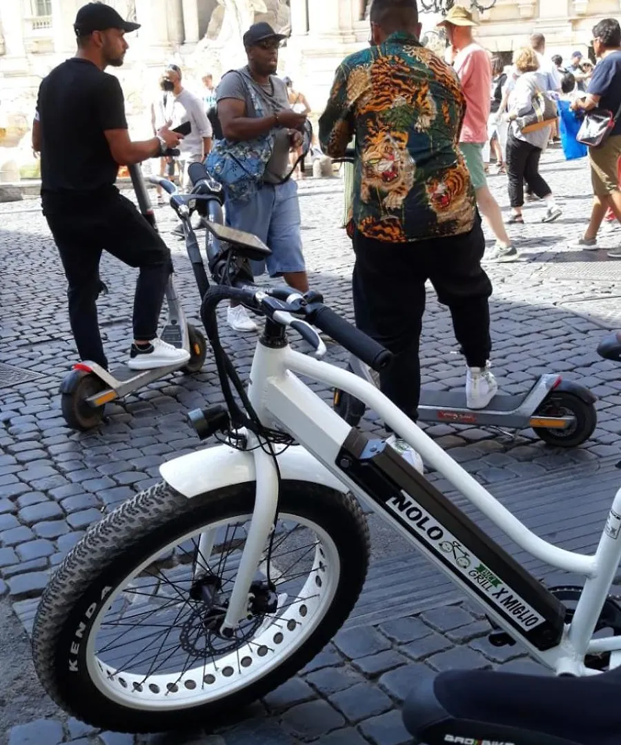 Bici Grill Decimo Miglio Aeroporto Ciampino Francigena Country House 意大利